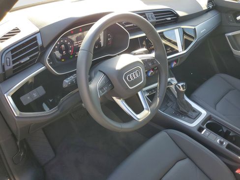 New 2025 Audi Q3 2.0T Premium image 18