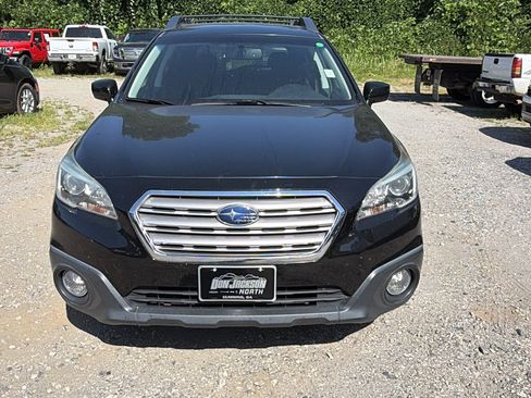 Used 2016 Subaru Outback 2.5i Premium AWD/4WD image 3