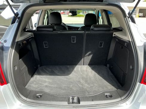 Used 2022 Buick Encore Preferred w/ Safety Package image 17