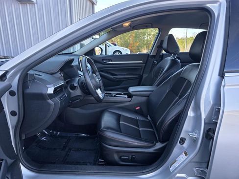 Used 2024 Nissan Altima 2.5 SR image 22