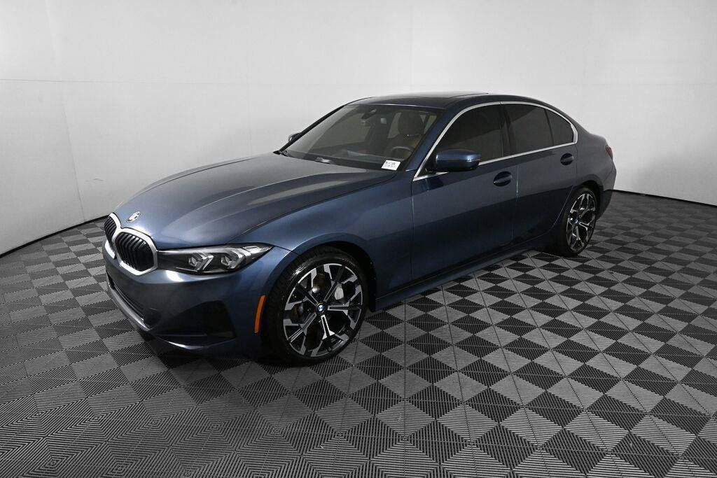 Used 2025 BMW 330i Sedan RWD image 1