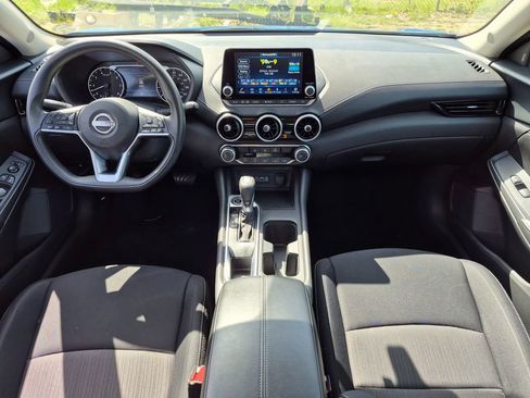Used 2024 Nissan Sentra SV FWD image 24