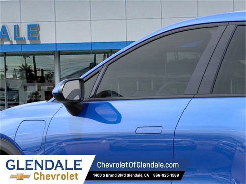 New 2026 Chevrolet Equinox EV LT image 12