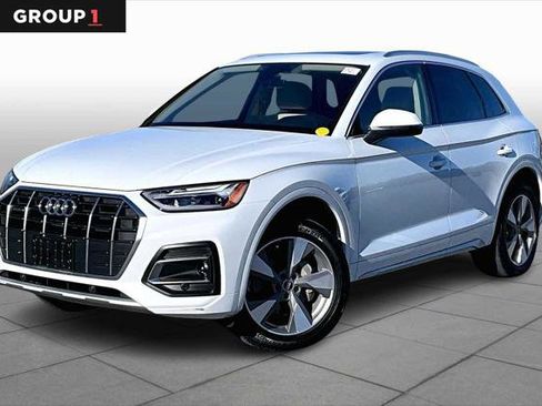 Certified 2023 Audi Q5 2.0T Premium w/ Convenience Package image 1