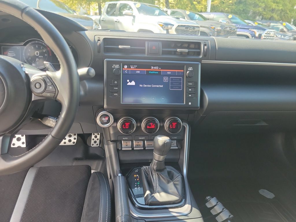 Used 2023 Toyota GR86 Premium RWD image 17