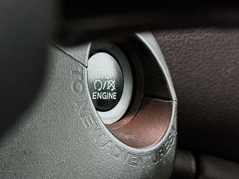 Used 2021 Jeep Renegade Limited image 20