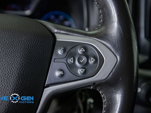 Used 2022 Chevrolet Colorado ZR2 w/ ZR2 Midnight Special Edition AWD/4WD image 15