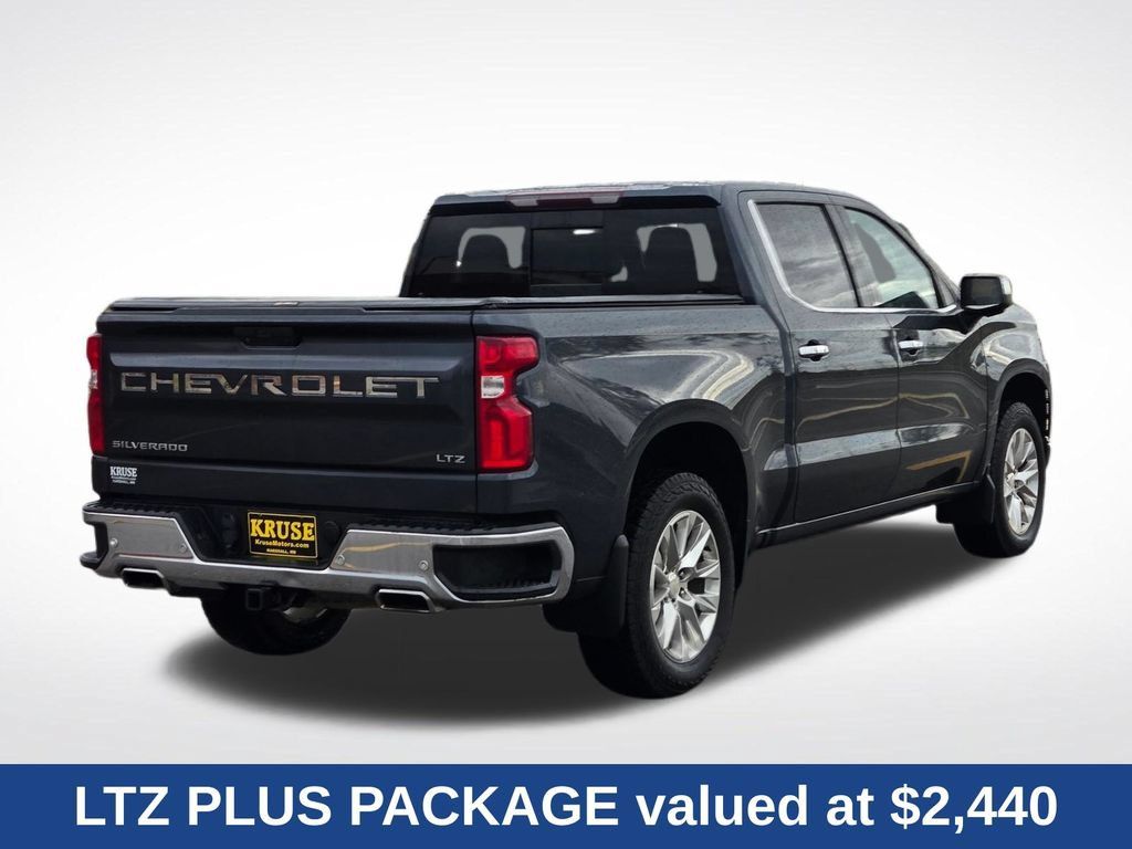 Used 2020 Chevrolet Silverado 1500 LTZ AWD/4WD image 3