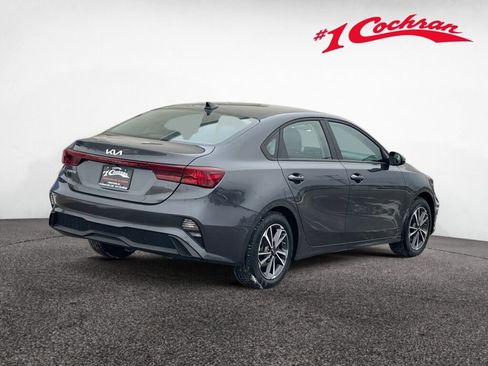 Used 2023 Kia Forte LXS w/ LXS Technology Package image 17