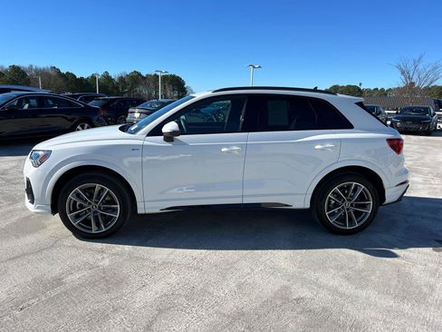 Used 2025 Audi Q3 2.0T Premium w/ Convenience Package image 8