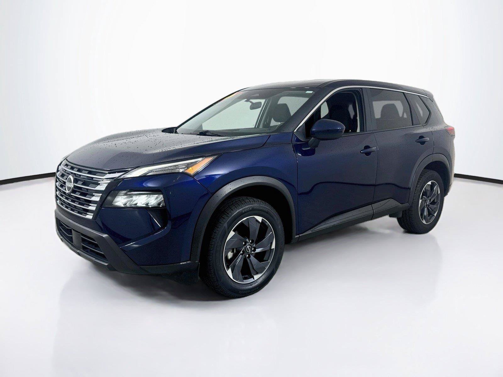 Used 2025 Nissan Rogue SV FWD image 1