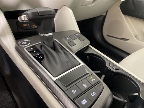 New 2026 Kia Sportage EX w/ EX Panorama Roof Package image 31