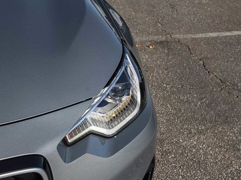 Used 2025 BMW 230i Coupe w/ Premium Package image 10