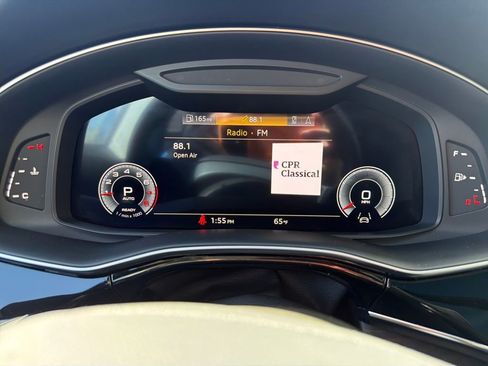 Used 2023 Audi Q8 Premium Plus w/ Premium Plus Package image 16