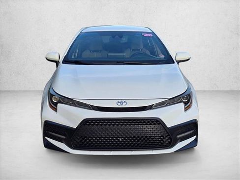Used 2020 Toyota Corolla SE FWD image 2