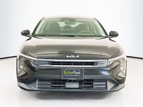 Used 2025 Kia K4 LXS image 2