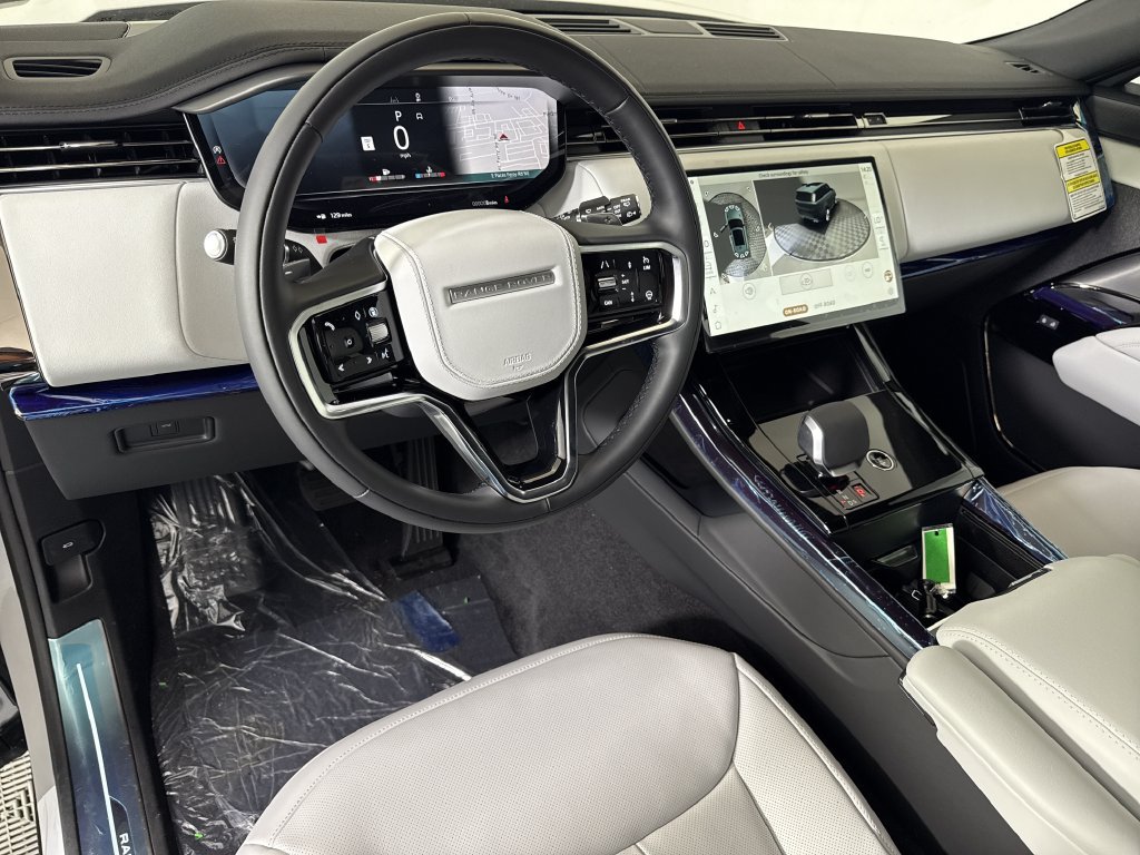 New 2027 Land Rover Range Rover Sport SE AWD/4WD image 4