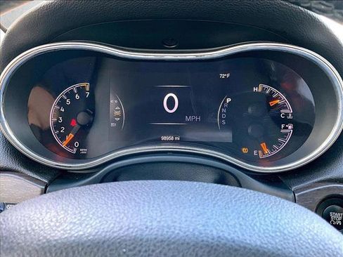 Used 2014 Jeep Grand Cherokee Limited image 22