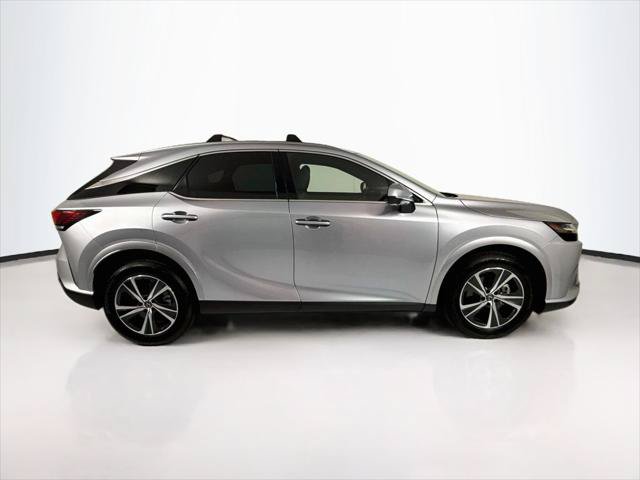 Certified 2026 Lexus RX 350 Premium w/ Accessory Package (2T) FWD image 4