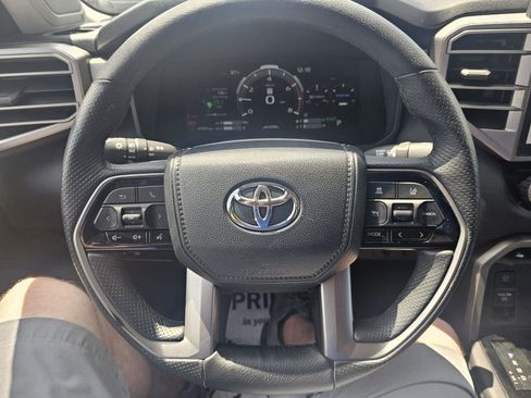 Used 2022 Toyota Tundra Limited image 20