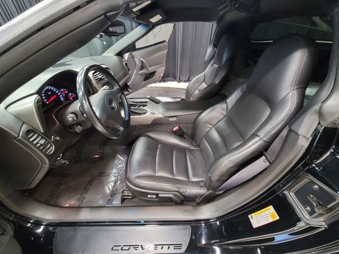 Used 2007 Chevrolet Corvette Coupe image 16
