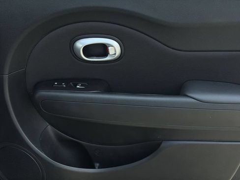 Used 2017 Kia Soul w/ Convenience Package FWD image 33