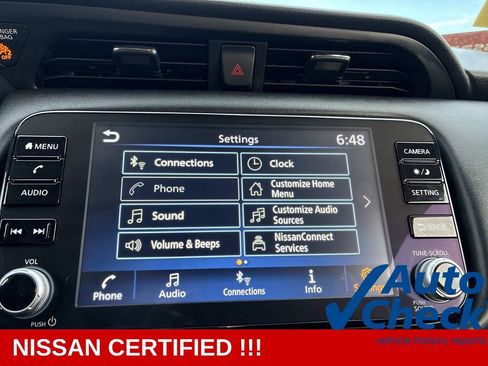Used 2024 Nissan Kicks SR w/ SR Premium Package FWD image 37