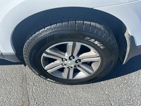 Used 2017 Chevrolet Traverse LT AWD/4WD image 6