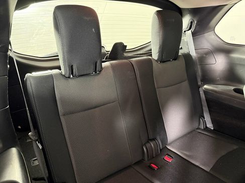 Used 2019 Nissan Pathfinder SV AWD/4WD image 30