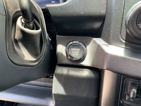 New 2025 Ford F350 Platinum w/ FX4 Off-Road Package image 26