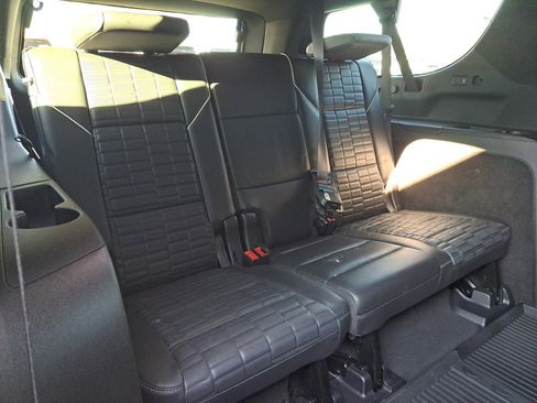 Used 2021 Cadillac Escalade ESV Sport Platinum image 13