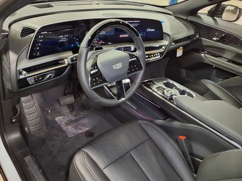 New 2026 Cadillac Lyriq Sport RWD image 15