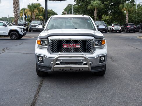 Used 2015 GMC Sierra 1500 SLT w/ SLT Preferred Package AWD/4WD image 8