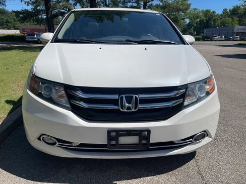 Used 2015 Honda Odyssey Touring image 8