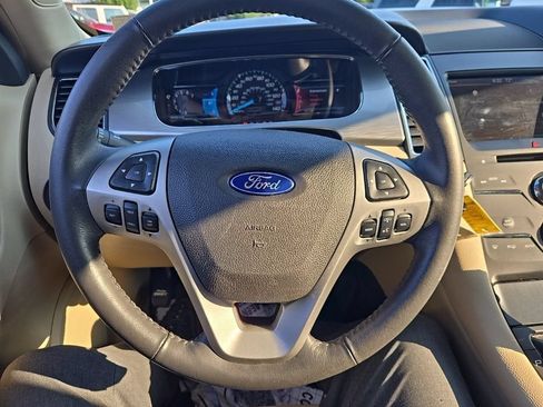 Used 2013 Ford Taurus SEL FWD image 19