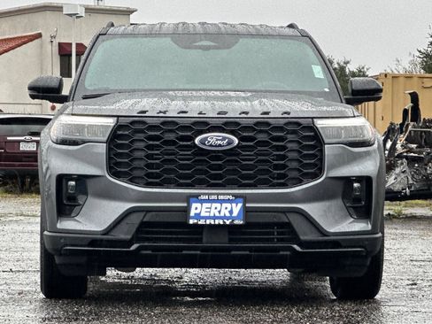 New 2026 Ford Explorer ST-Line w/ Premium Package RWD image 8