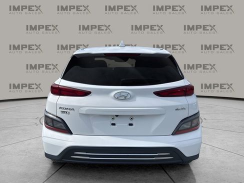 Used 2023 Hyundai Kona SEL w/ Cargo Package image 4