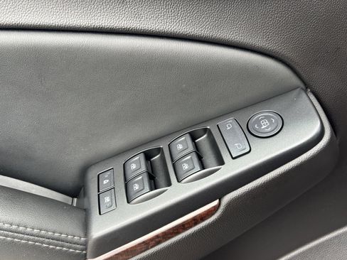 Used 2016 GMC Yukon SLE w/ HD Trailering Package image 14