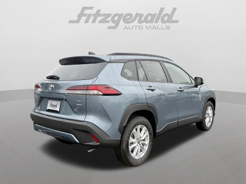 New 2026 Toyota Corolla Cross LE w/ Moonroof Package AWD/4WD image 16