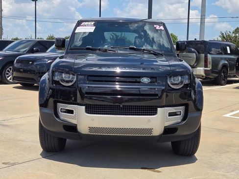 Used 2024 Land Rover Defender 110 S AWD/4WD image 2