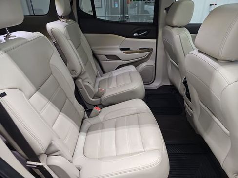 Used 2018 GMC Acadia Denali w/ Technology Package AWD/4WD image 33