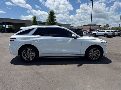 Used 2025 Genesis GV70 2.5T w/ Advanced Package AWD/4WD image 6