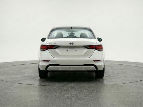 Used 2025 Nissan Sentra SV image 7