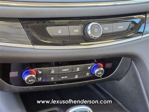 Used 2020 Buick Enclave Premium w/ Sun and Sites Package image 26