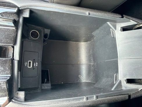 Used 2016 Ford Fusion Titanium FWD image 38