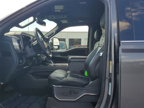 Certified 2023 Ford F250 Platinum image 22