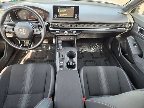 Used 2025 Honda Civic Sport image 8