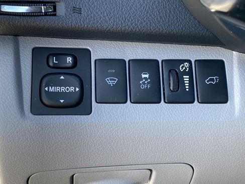 Used 2013 Toyota Highlander Limited AWD/4WD image 14