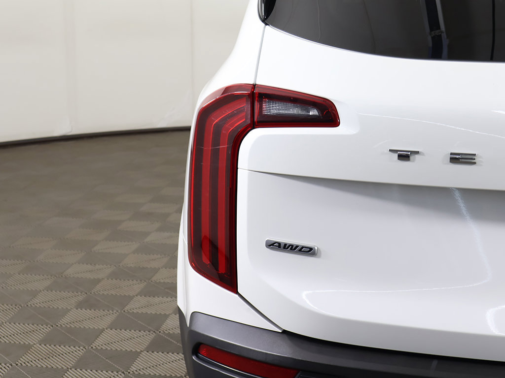 Used 2020 Kia Telluride EX w/ EX Premium Package AWD/4WD image 18