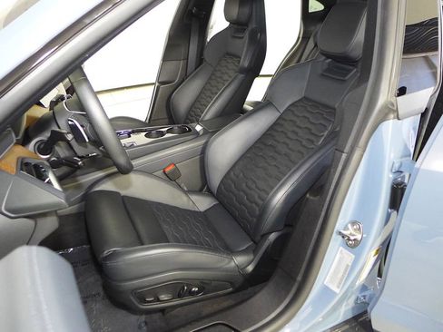 Used 2024 Audi e-tron GT Premium Plus image 21